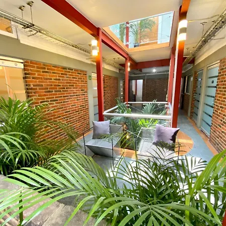 Roomies Hostel Reforma-El Angel