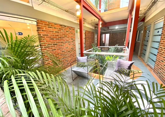 Rhm Spaces - Reforma *