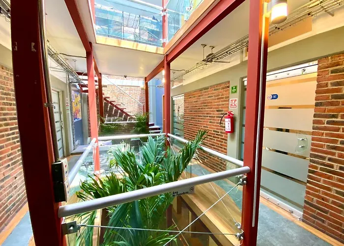 Rhm Spaces - Reforma *